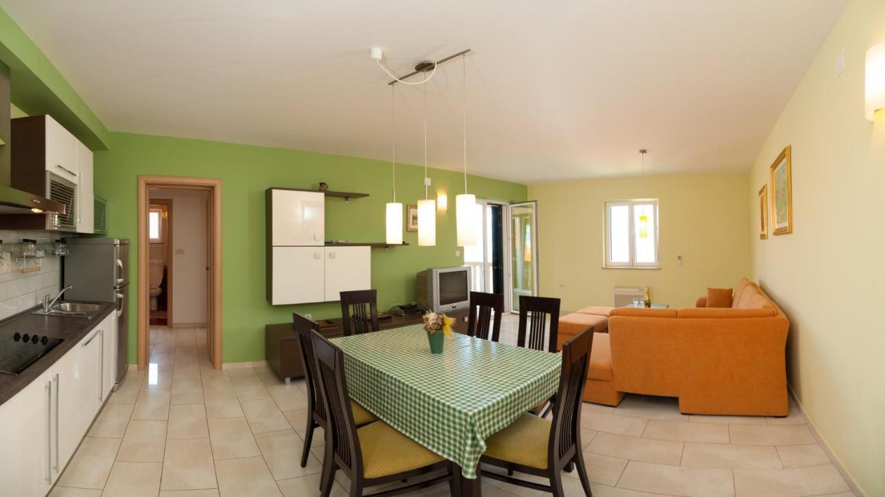 Apartments By The Sea Postira, Brac - 15242 外观 照片
